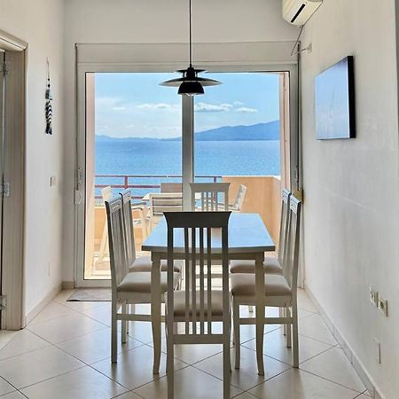 Del Mar Sea View Apartment Саранде Екстериор снимка