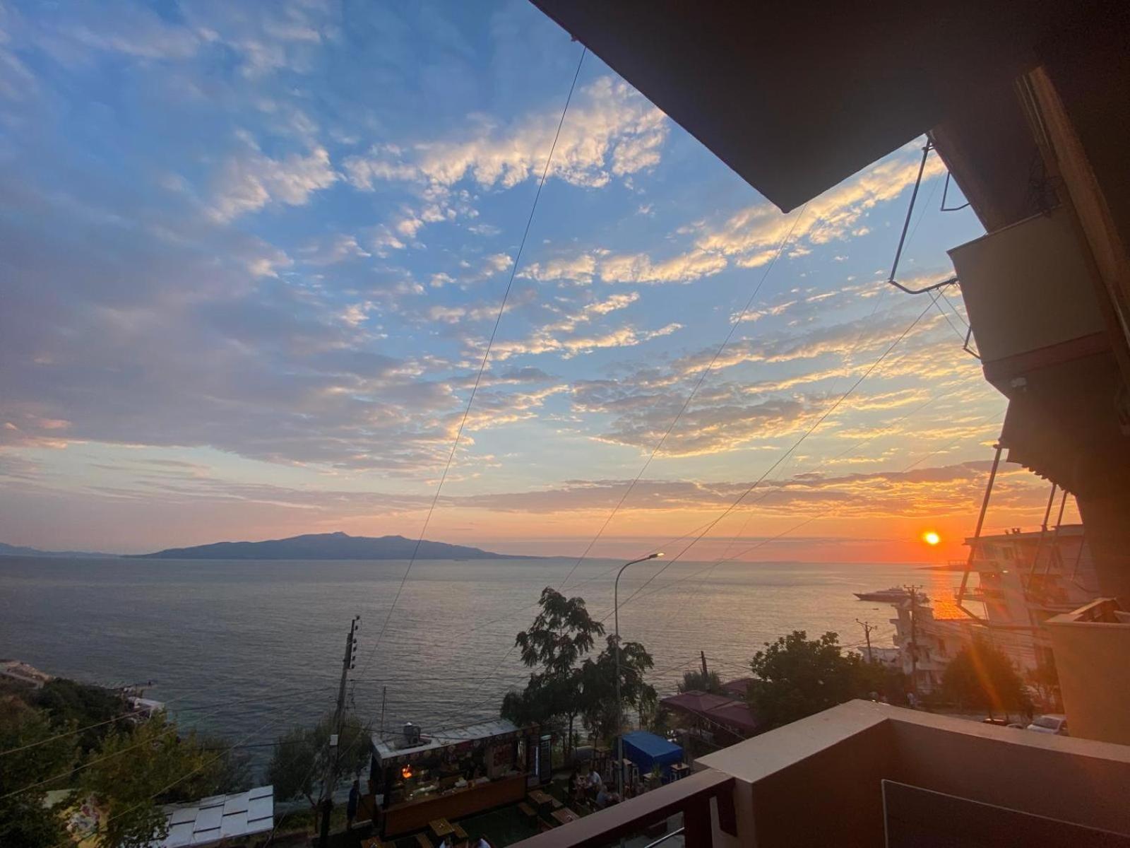 Del Mar Sea View Apartment Саранде Екстериор снимка