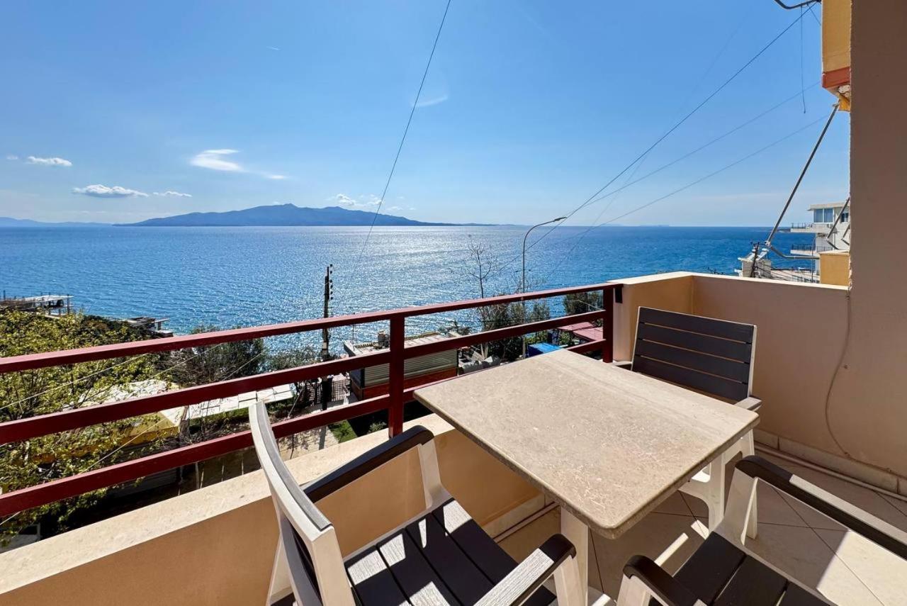 Del Mar Sea View Apartment Саранде Екстериор снимка