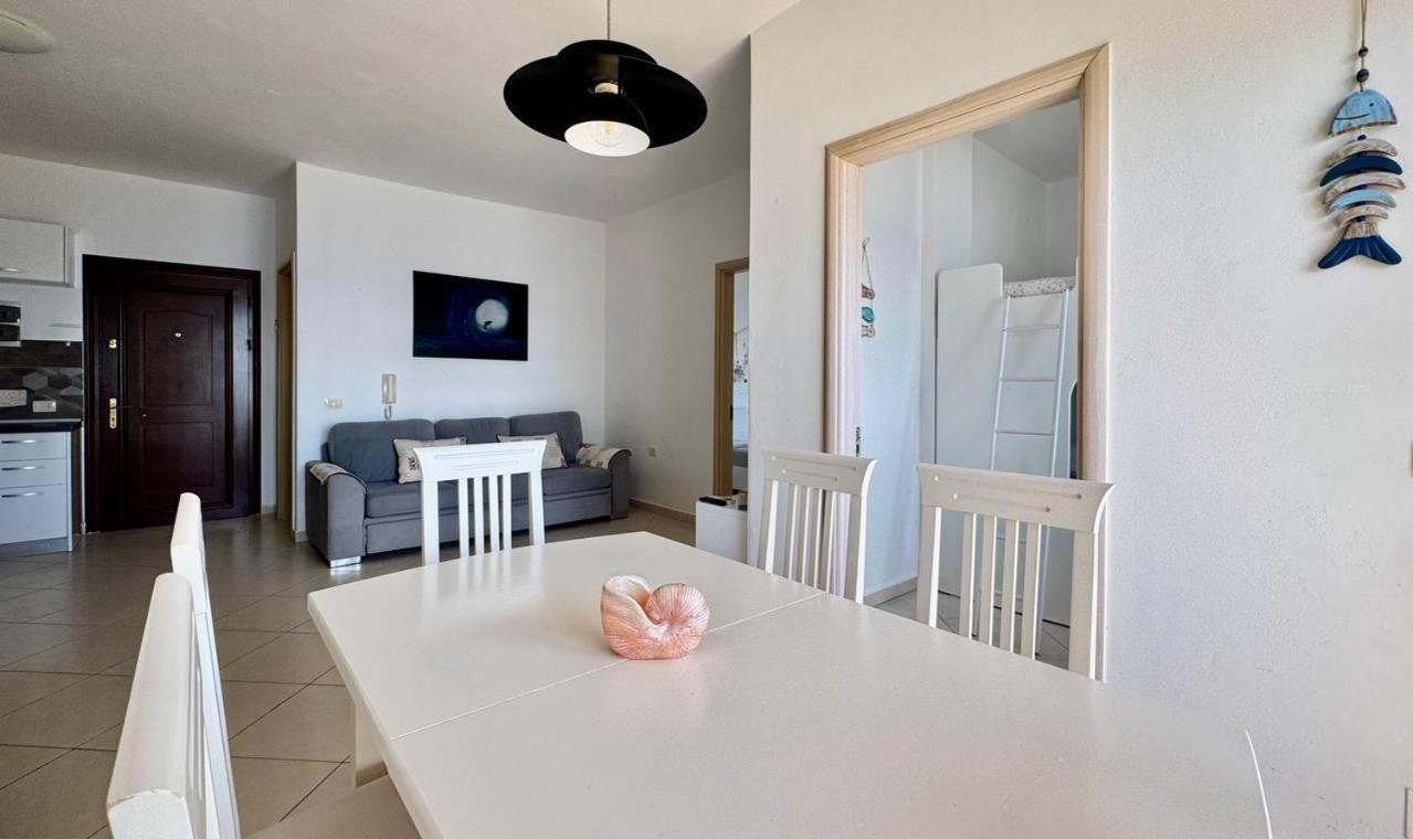 Del Mar Sea View Apartment Саранде Екстериор снимка